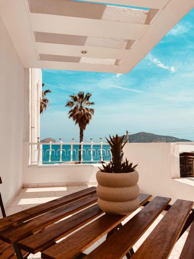 Bluehouse Apartment Porto Rafti Exterior photo